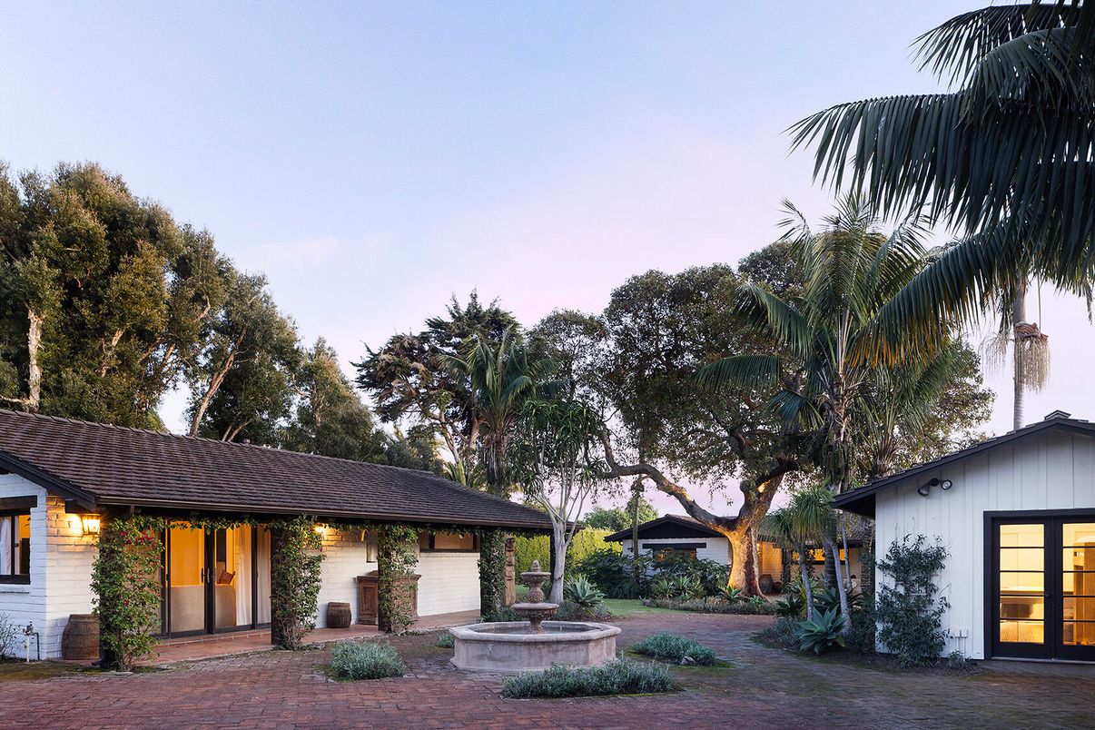 Backyard, Detached Garage, Exterior