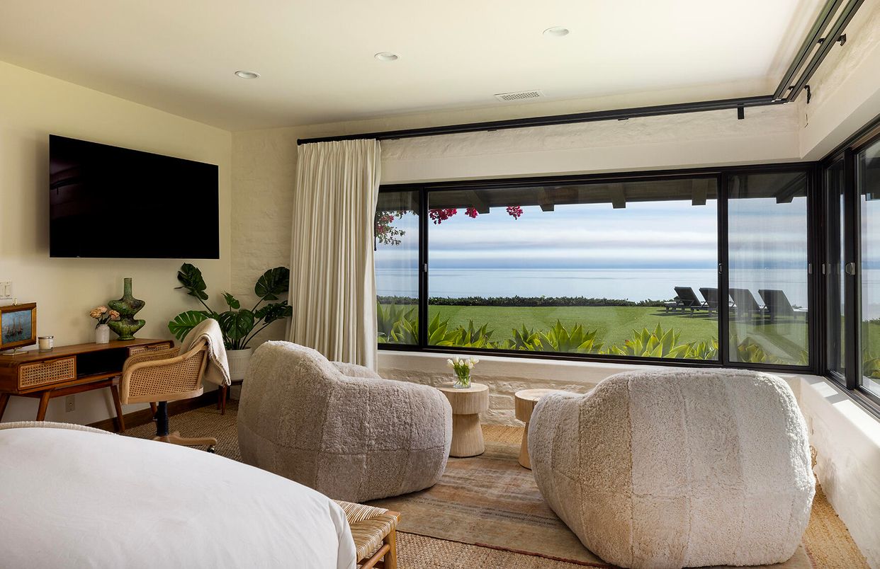 Bedroom, Interior, Recessed Lighting, Water