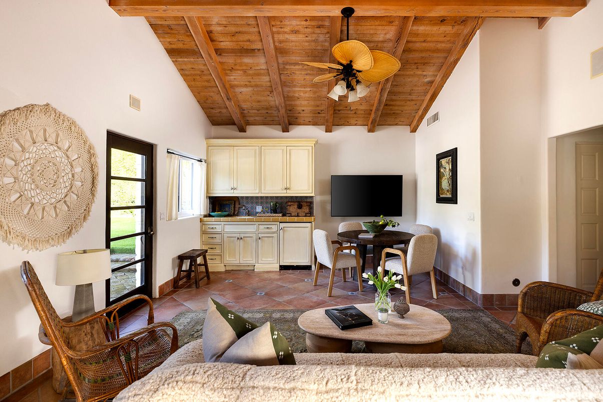 Dining room, Interior, Kitchen, Living room, Wooden Beams, Wooden Ceilings