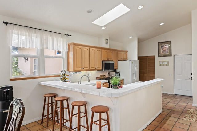 Interior, Kitchen, Recessed Lighting, Tile Countertops