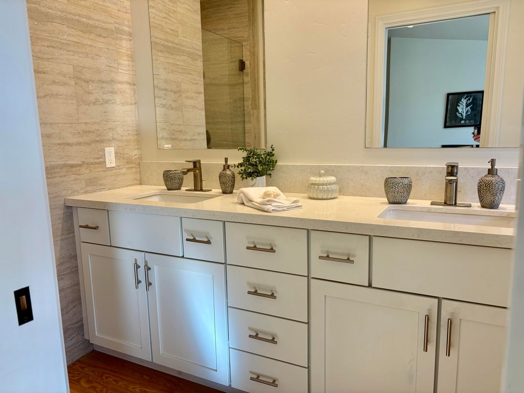 Bathroom, Dual Sink Vanities, Interior, Wood Texture Flooring