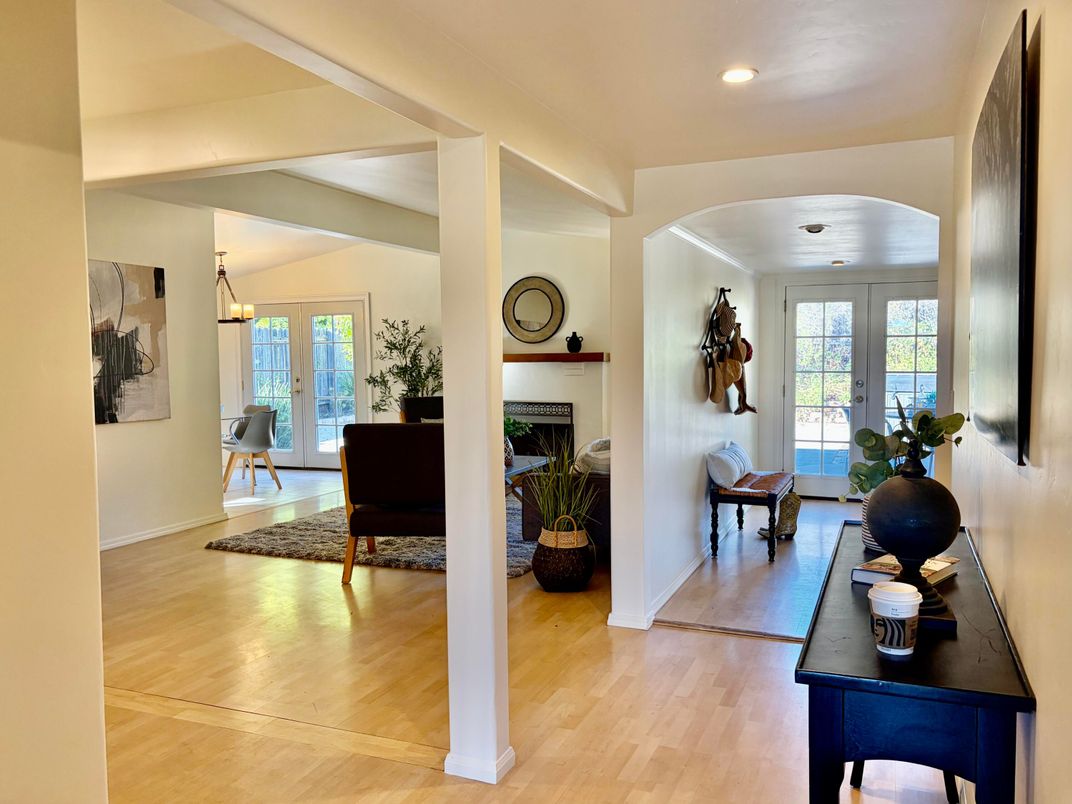 Fireplace, Interior, Living room, Pendant Lights, Piano, Recessed Lighting, Wood Texture Flooring