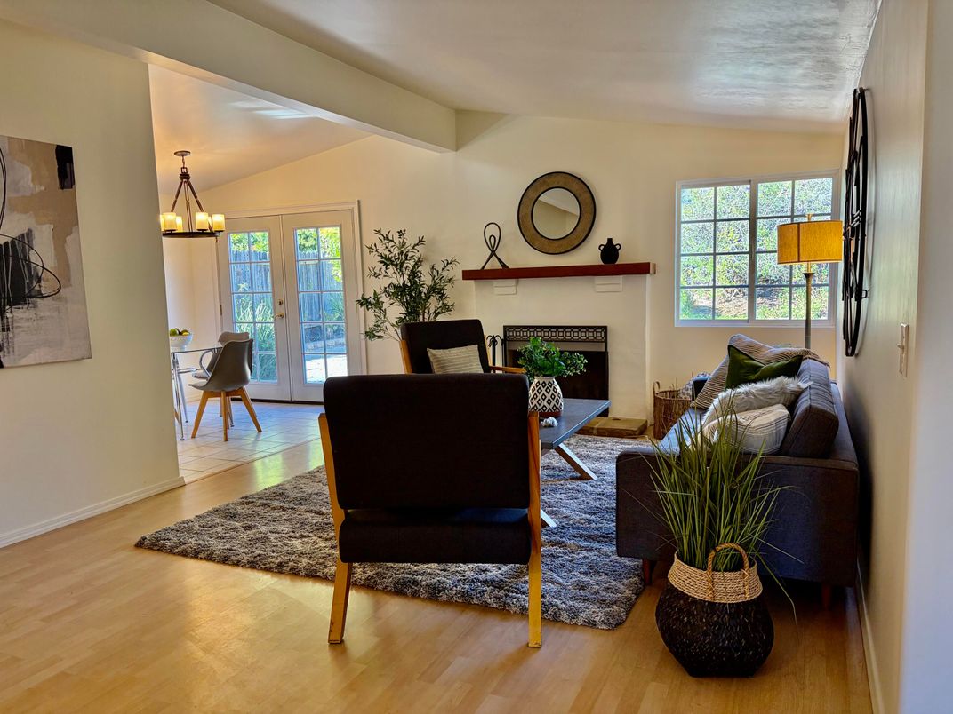 Chandelier, Dining room, Fireplace, Interior, Living room, Wood Texture Flooring