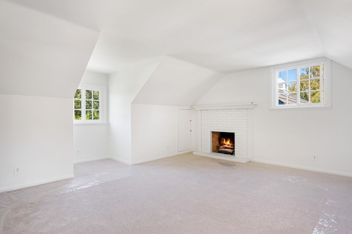 Empty room, Fireplace, Interior