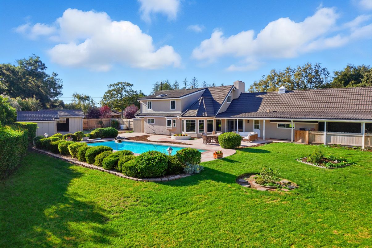 Backyard, Exterior, Pool