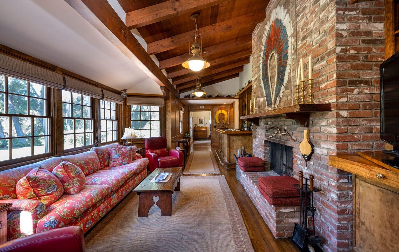 Fireplace, Interior, Living room, Pendant Lights, Stone Walls, Wooden Beams, Wooden Ceilings, Wood Texture Flooring