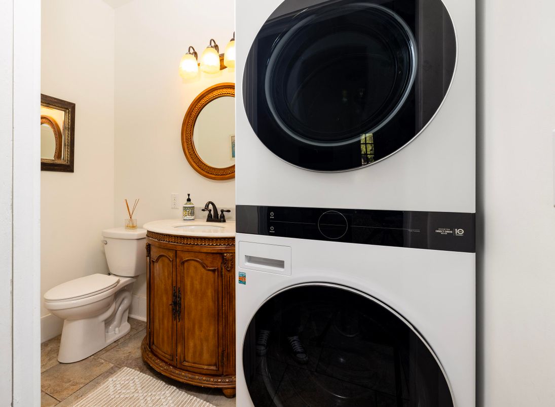 Bathroom, Interior, Utility Closets, Washer