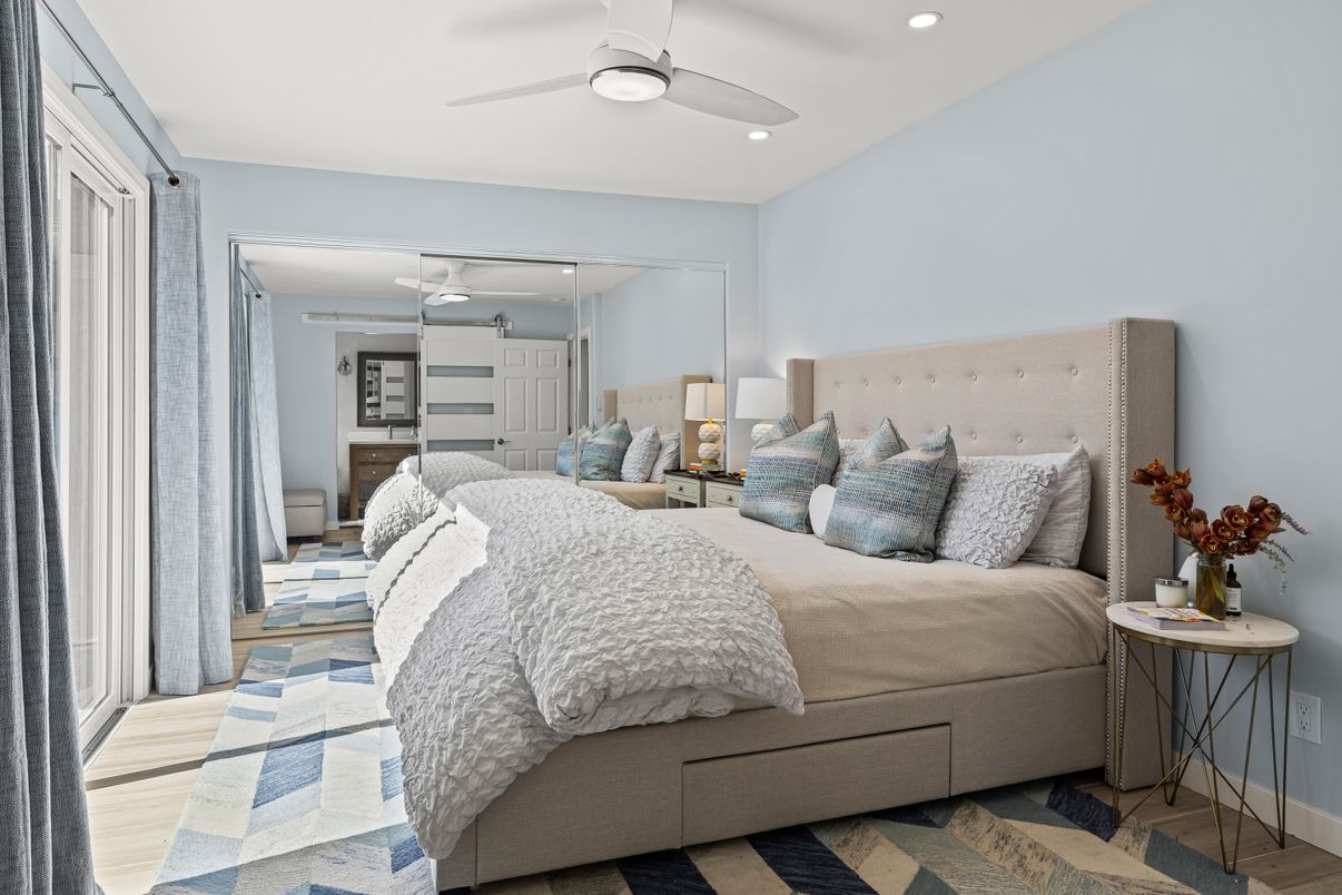 Bedroom, Interior, Recessed Lighting