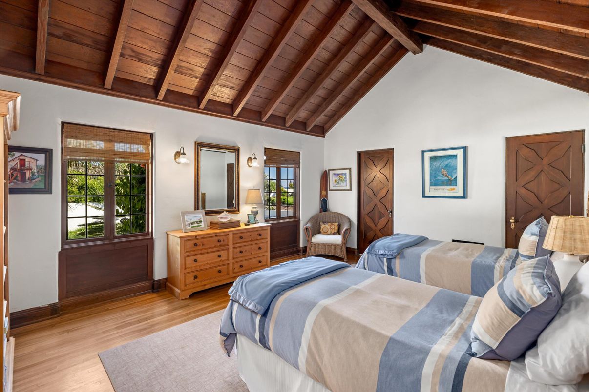 Bedroom, Interior, Wooden Beams, Wooden Ceilings, Wood Texture Flooring