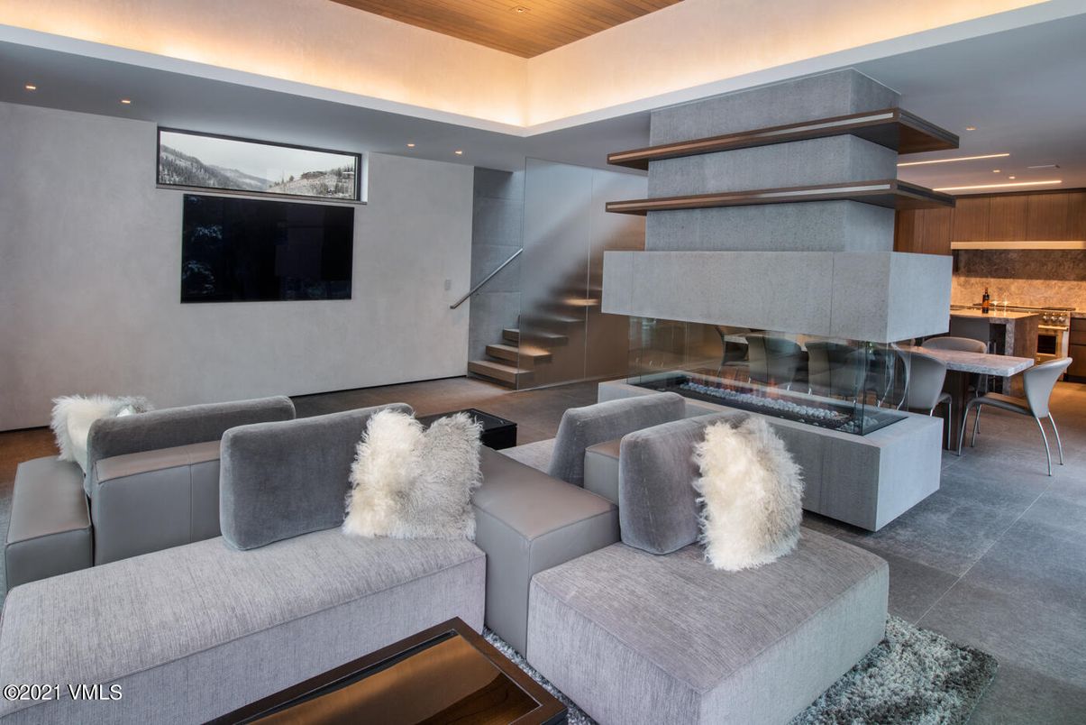 Dining room, Interior, Kitchen, Living room, Recessed Lighting