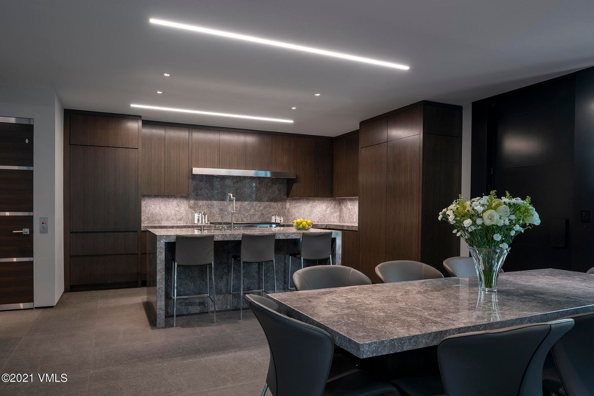 Dining room, Interior, Kitchen, Recessed Lighting