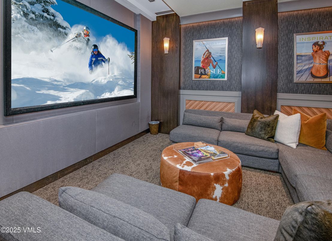 Interior, Living room, Projection Screen, Theatre Room
