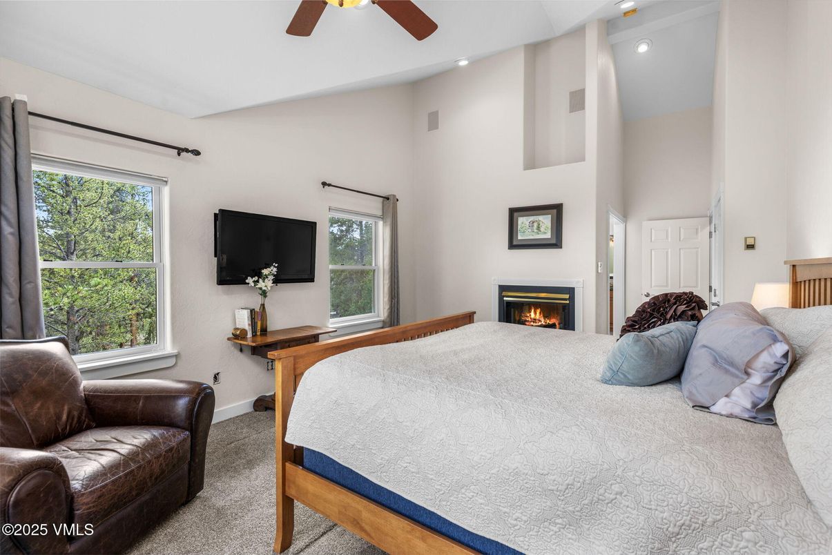 Bedroom, Fireplace, Interior, Recessed Lighting