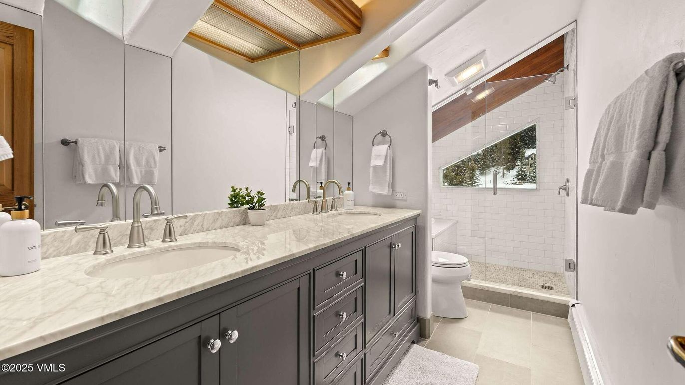 Bathroom, Dual Sink Vanities, Glass Shower, Interior
