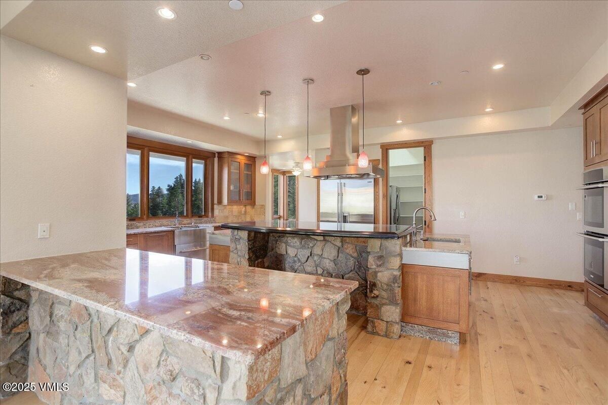 Interior, Kitchen, Pendant Lights, Recessed Lighting, Wood Texture Flooring