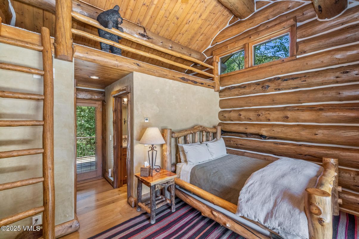 Bedroom, Interior, Recessed Lighting, Wooden Beams, Wooden Ceilings, Wood Texture Flooring, Wooden Walls