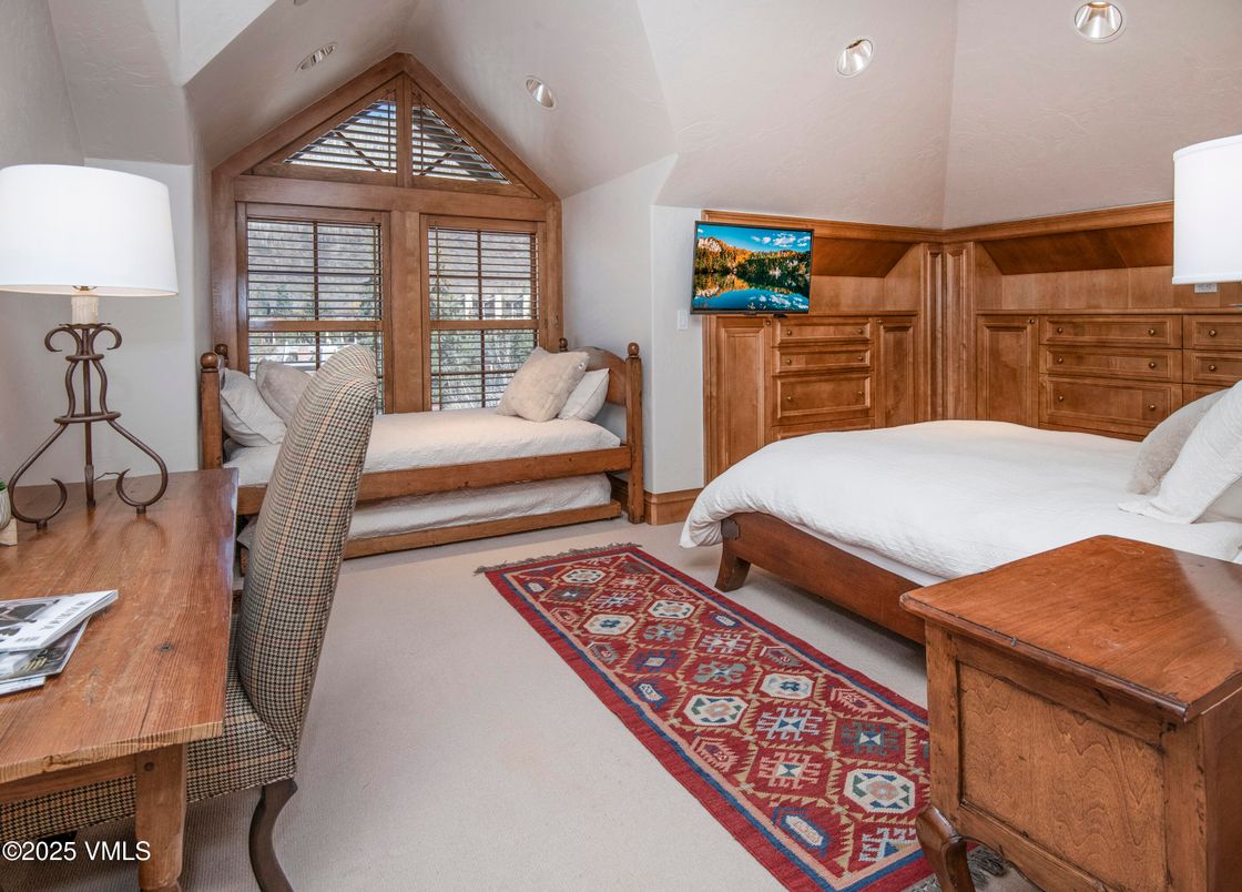 Bedroom, Home Office, Interior, Recessed Lighting