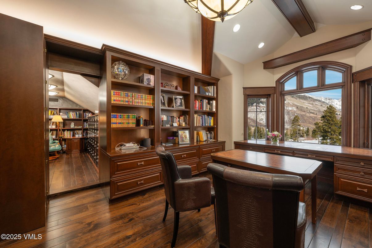 Home Office, Interior, Recessed Lighting, Wooden Beams, Wood Texture Flooring