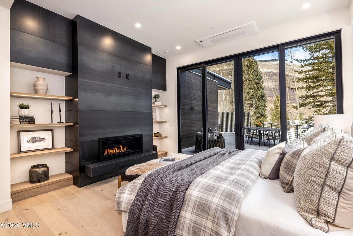 Bedroom, Fireplace, Interior, Recessed Lighting, Wood Texture Flooring