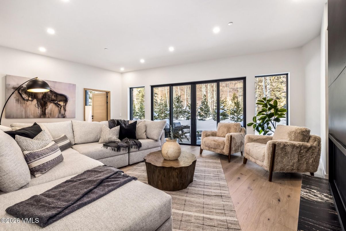 Interior, Living room, Recessed Lighting, Wood Texture Flooring