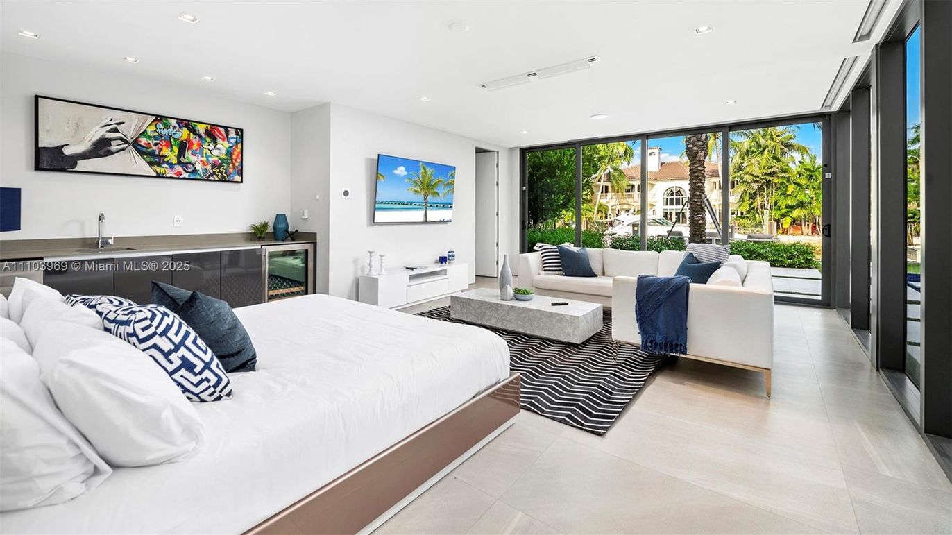 Bedroom, Interior, Living room, Recessed Lighting