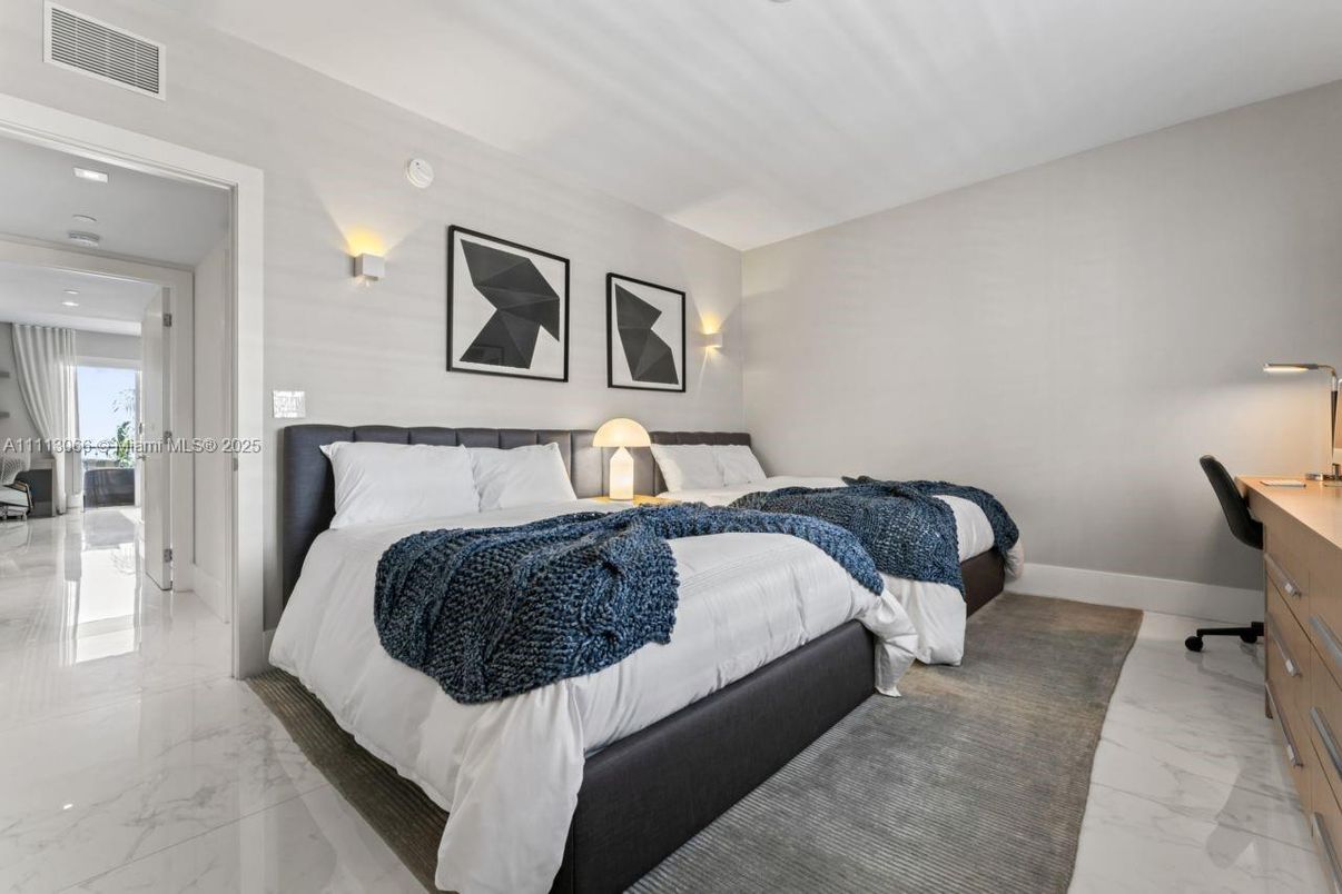Bedroom, Interior, Marble, Recessed Lighting