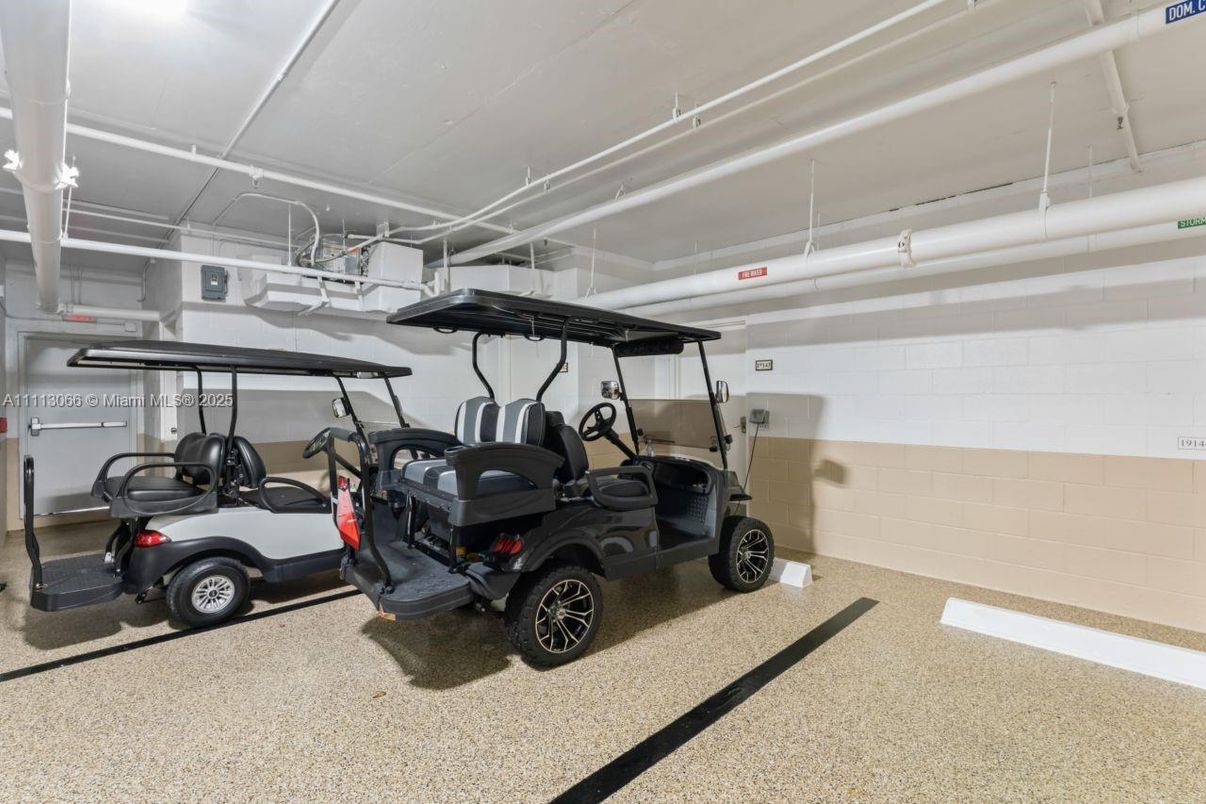 Garage, Interior
