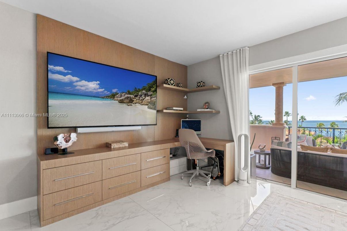 Home Office, Interior, Marble, Water