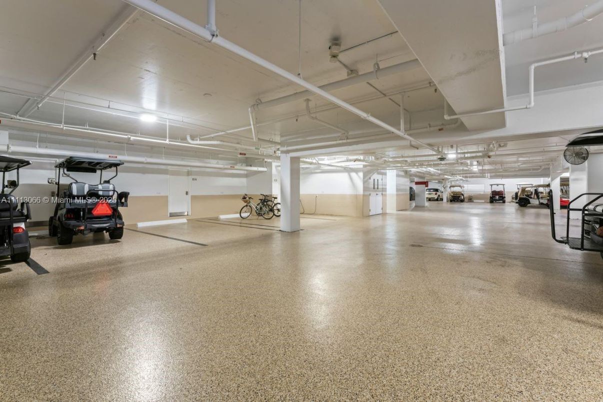 Fitness Equipment, Garage, Interior