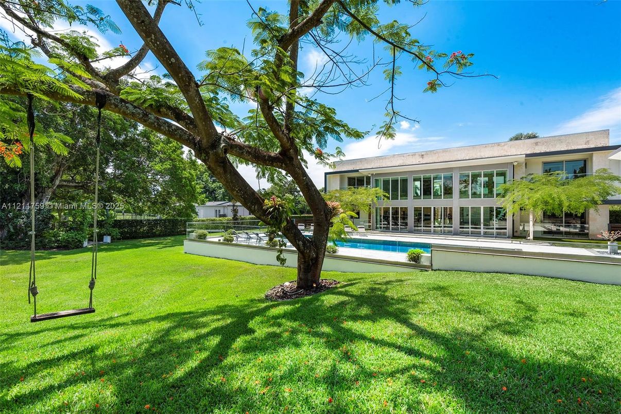Backyard, Exterior, Pool