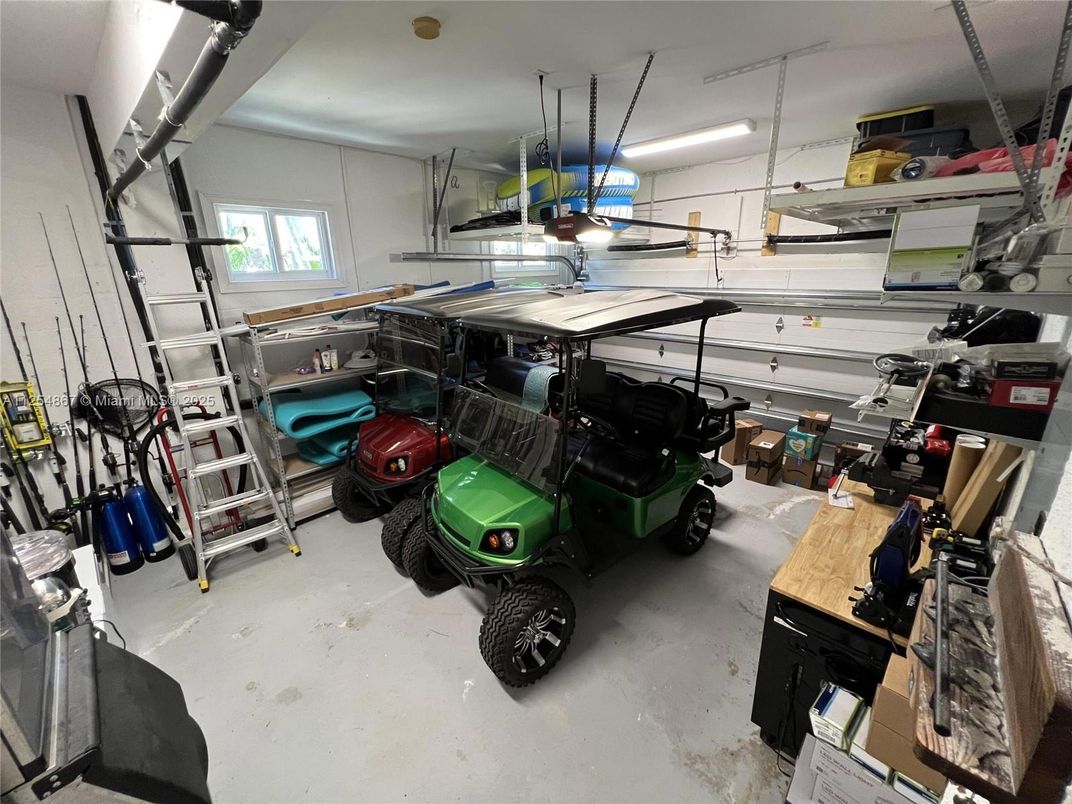 Garage, Interior