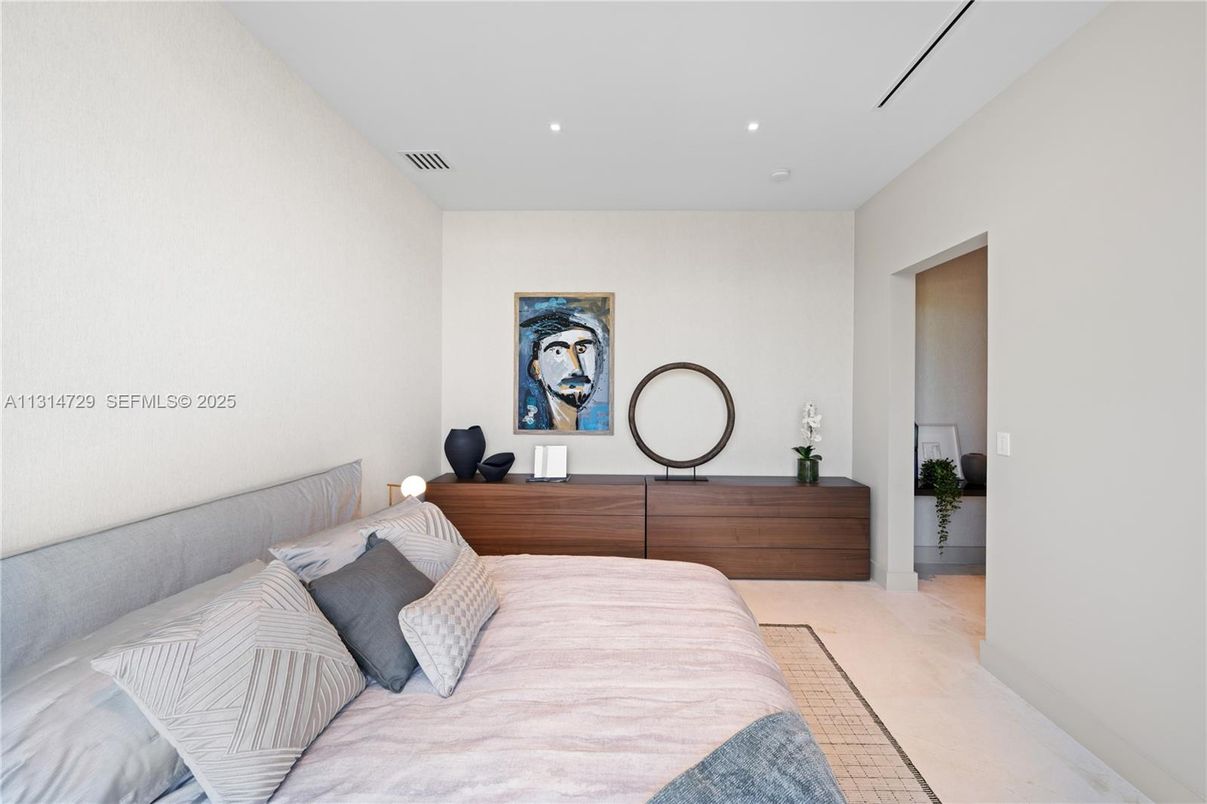 Bedroom, Interior, Recessed Lighting