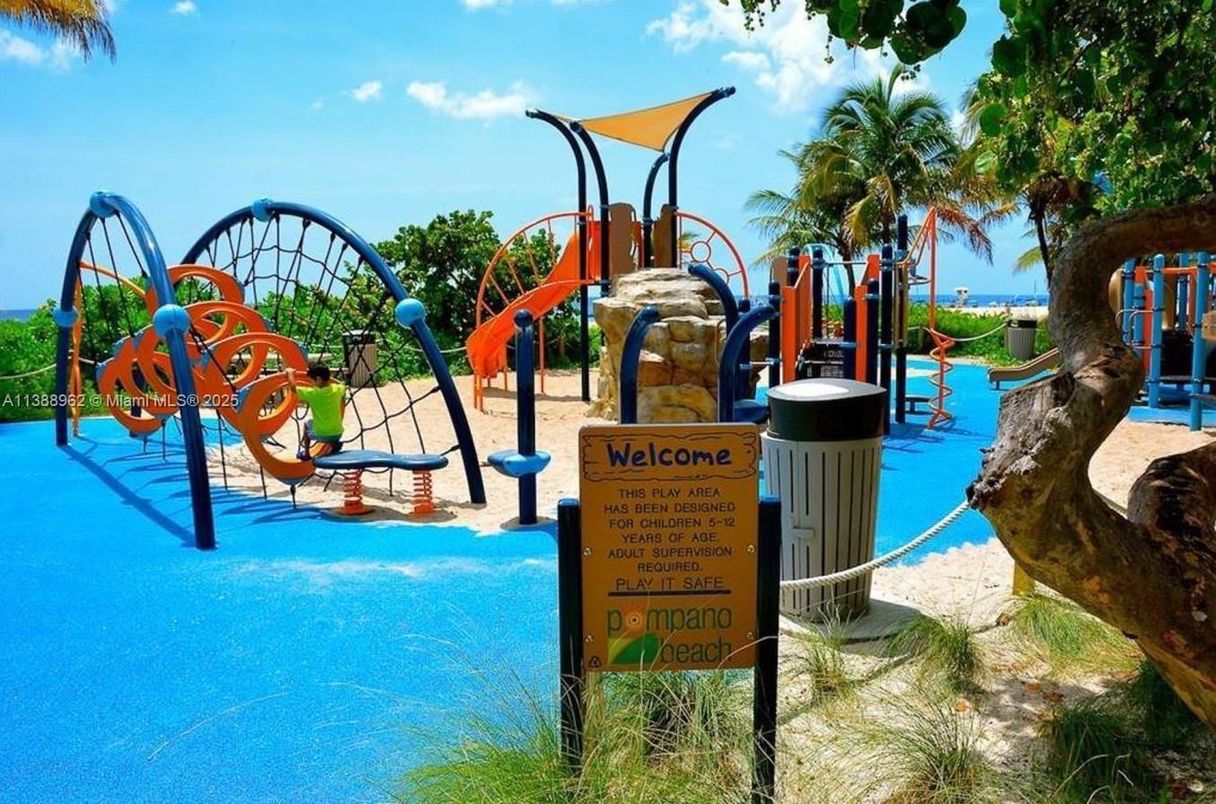 Backyard, Exterior, Playground