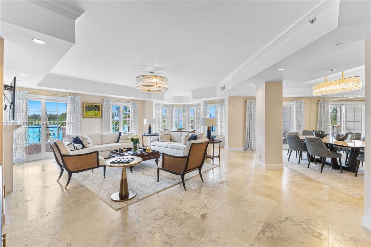 Chandelier, Dining room, Interior, Living room, Recessed Lighting