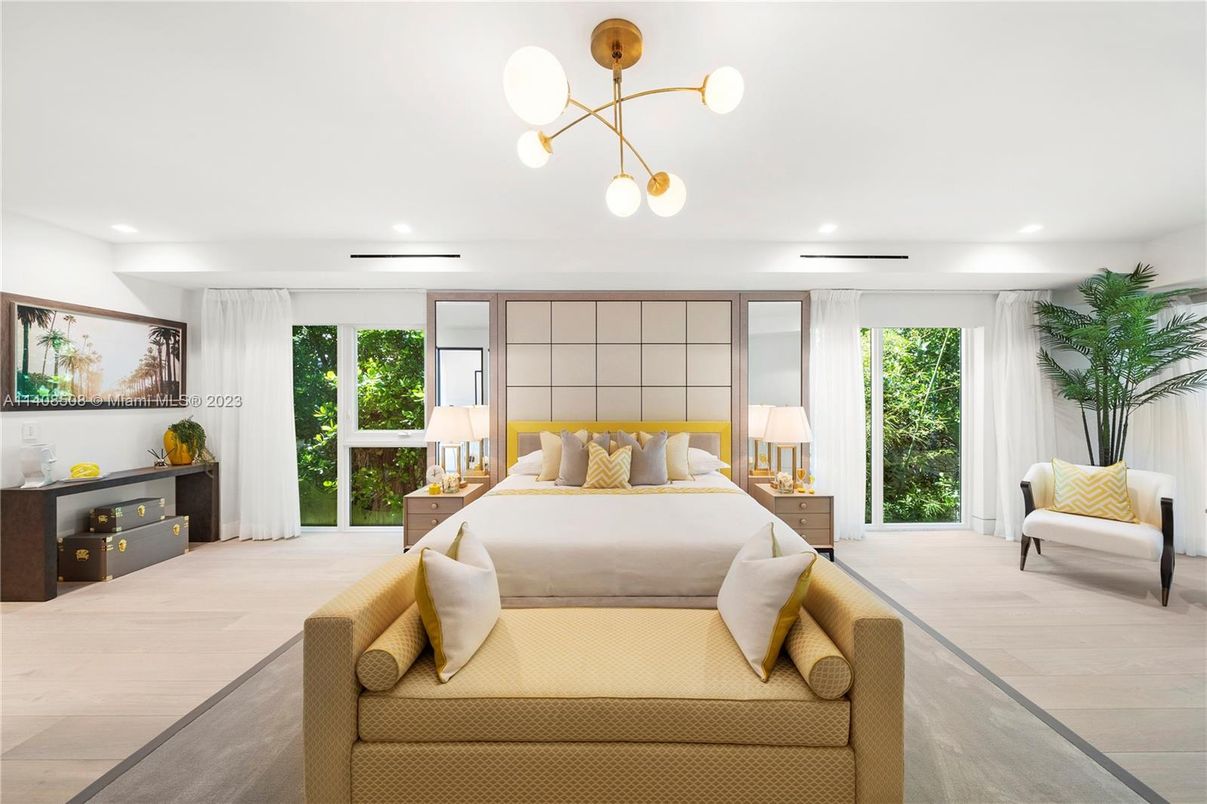 Bedroom, Interior, Pendant Lights, Recessed Lighting, Wood Texture Flooring
