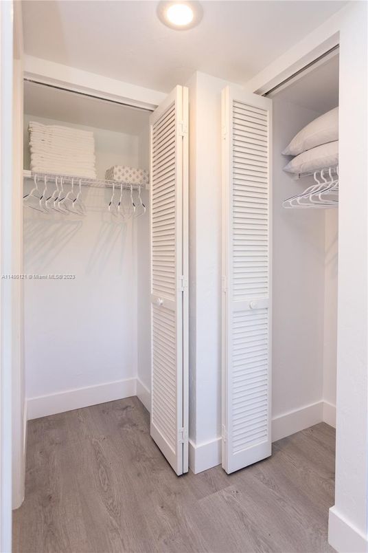 Interior, Recessed Lighting, Walk-in Closets, Wood Texture Flooring