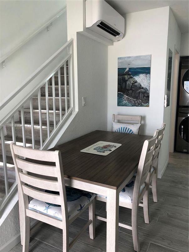 Dining room, Interior, Washer, Wood Texture Flooring