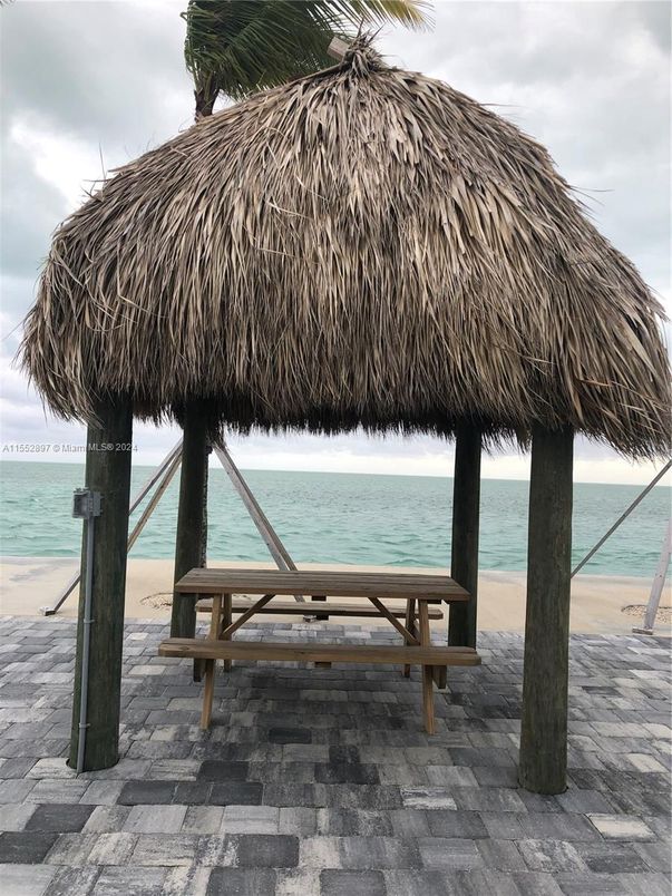 Exterior, Pool, Water