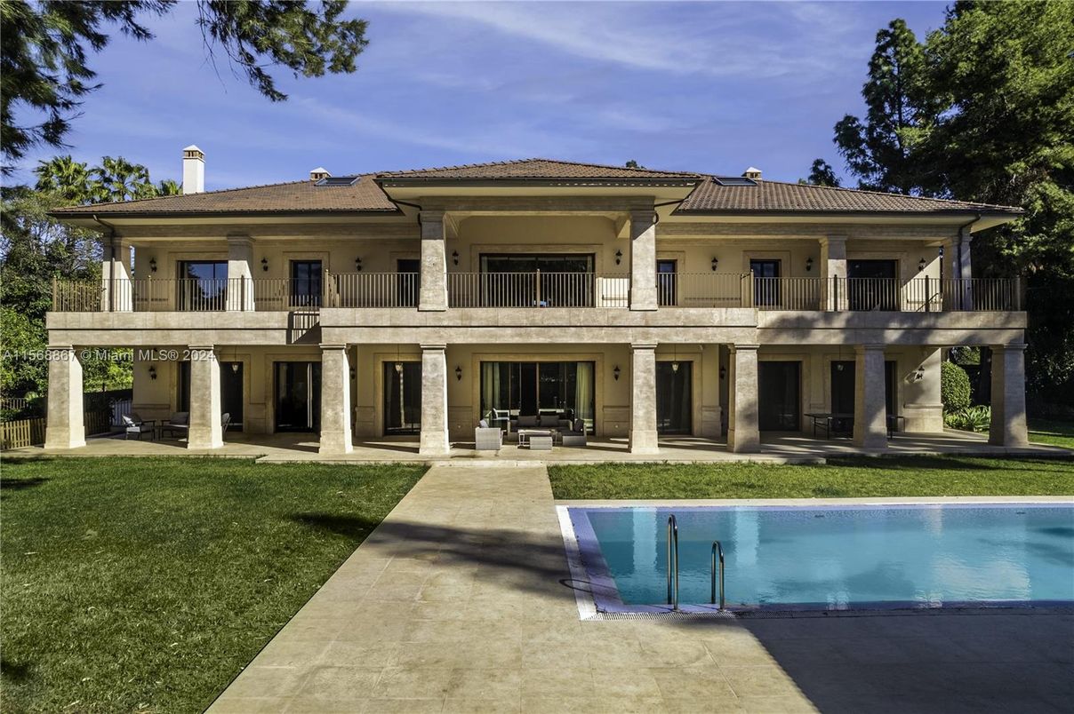 Backyard, Exterior, Pool