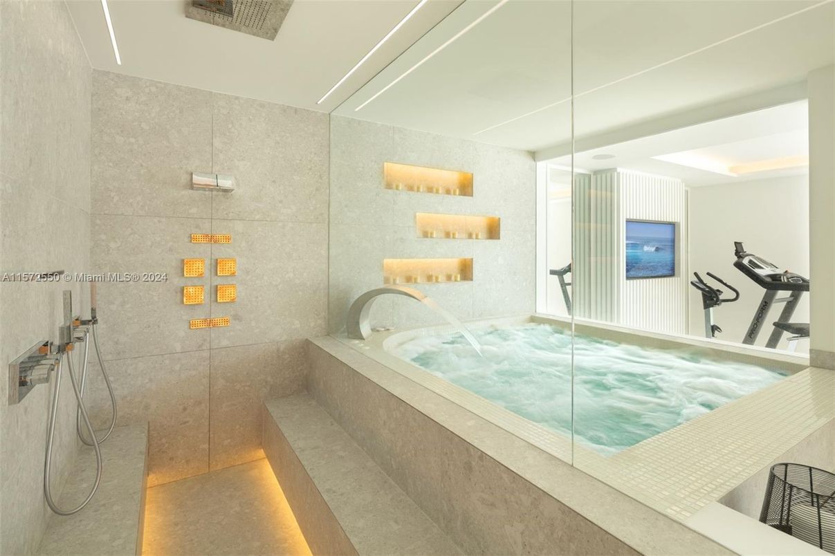Fitness Equipment, Interior, Pool