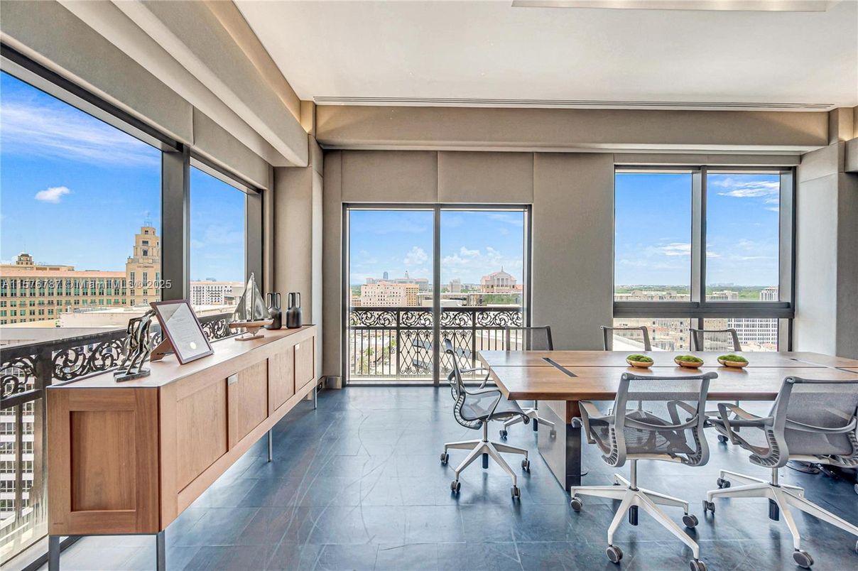 Home Office, Interior, Water