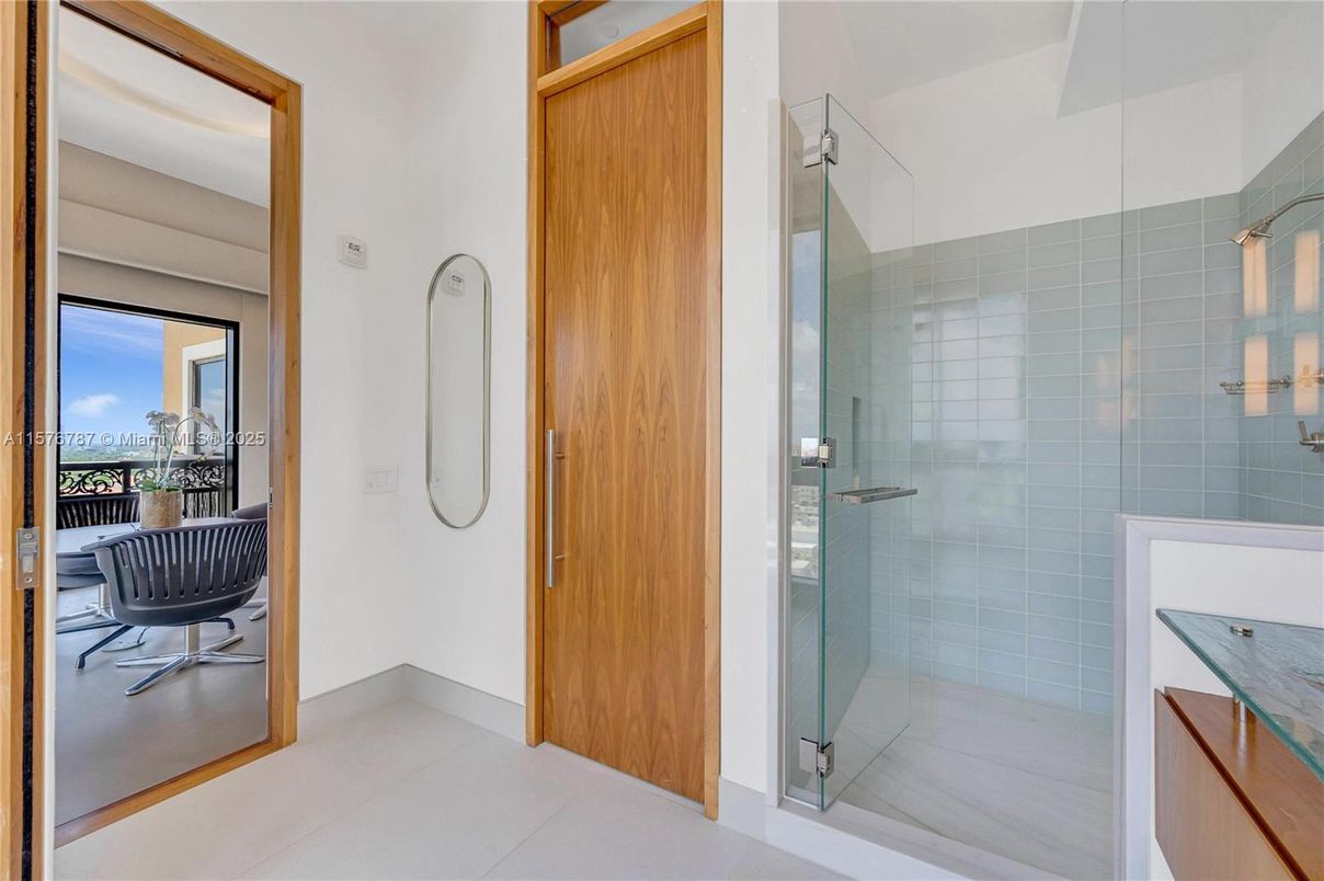 Bathroom, Glass Shower, Interior, Water