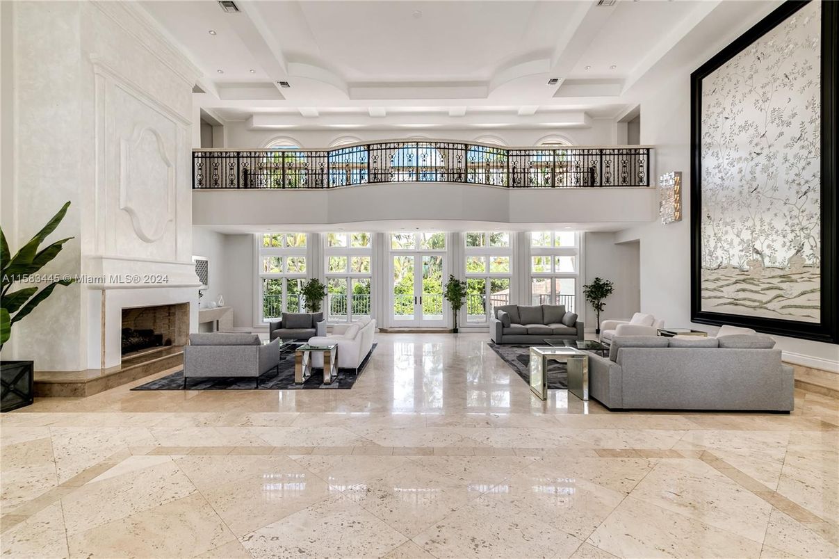 Fireplace, Interior, Living room, Recessed Lighting