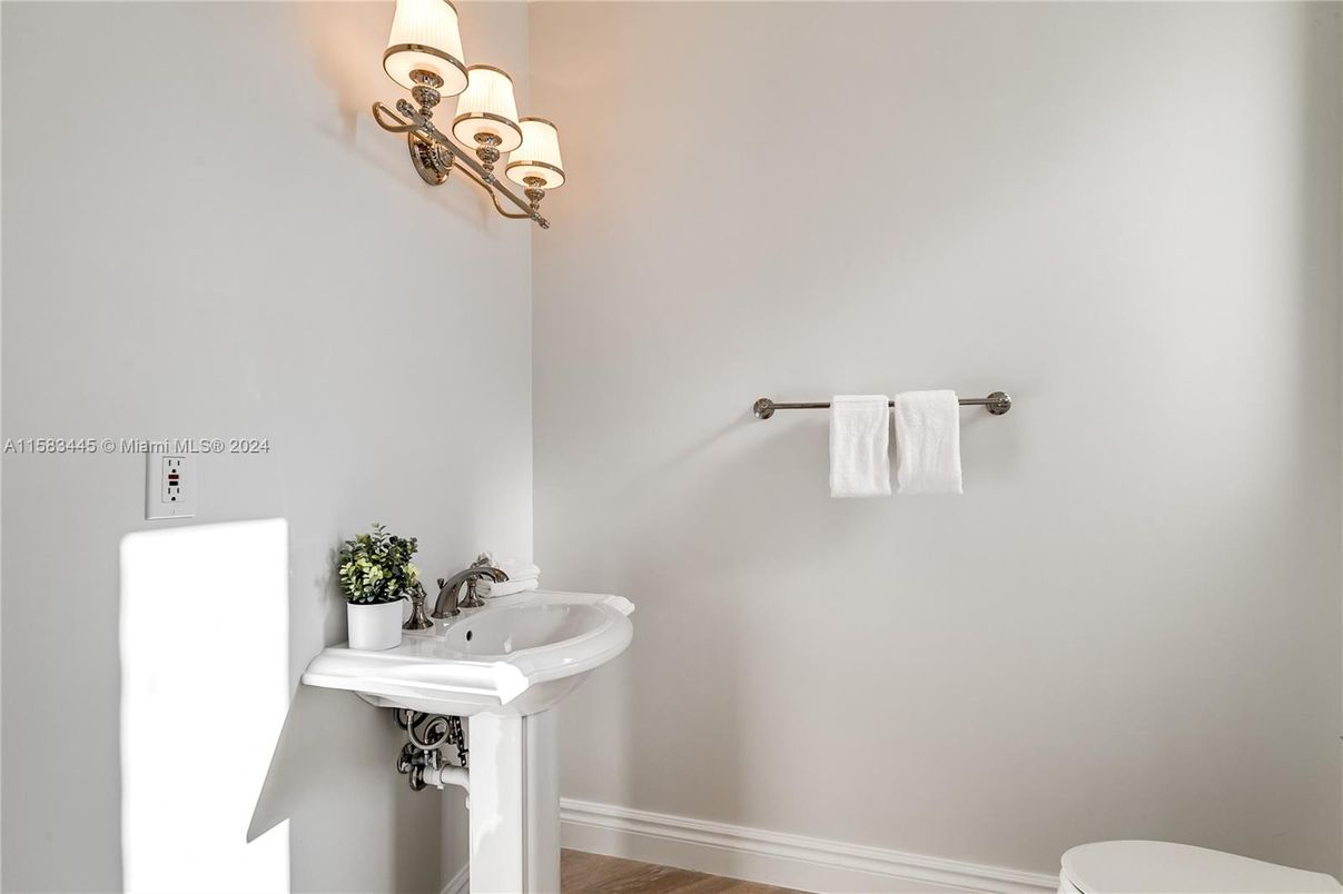 Bathroom, Interior, Wood Texture Flooring