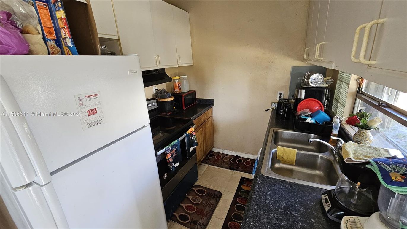 Interior, Kitchen