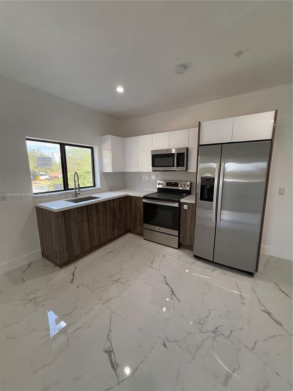 Interior, Kitchen, Marble, Recessed Lighting, Stainless Steel Appliances