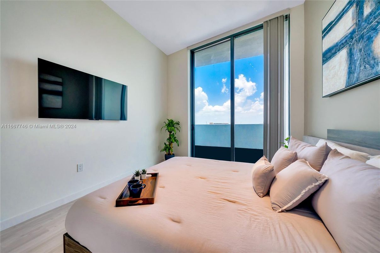 Bedroom, Interior, Water, Wood Texture Flooring