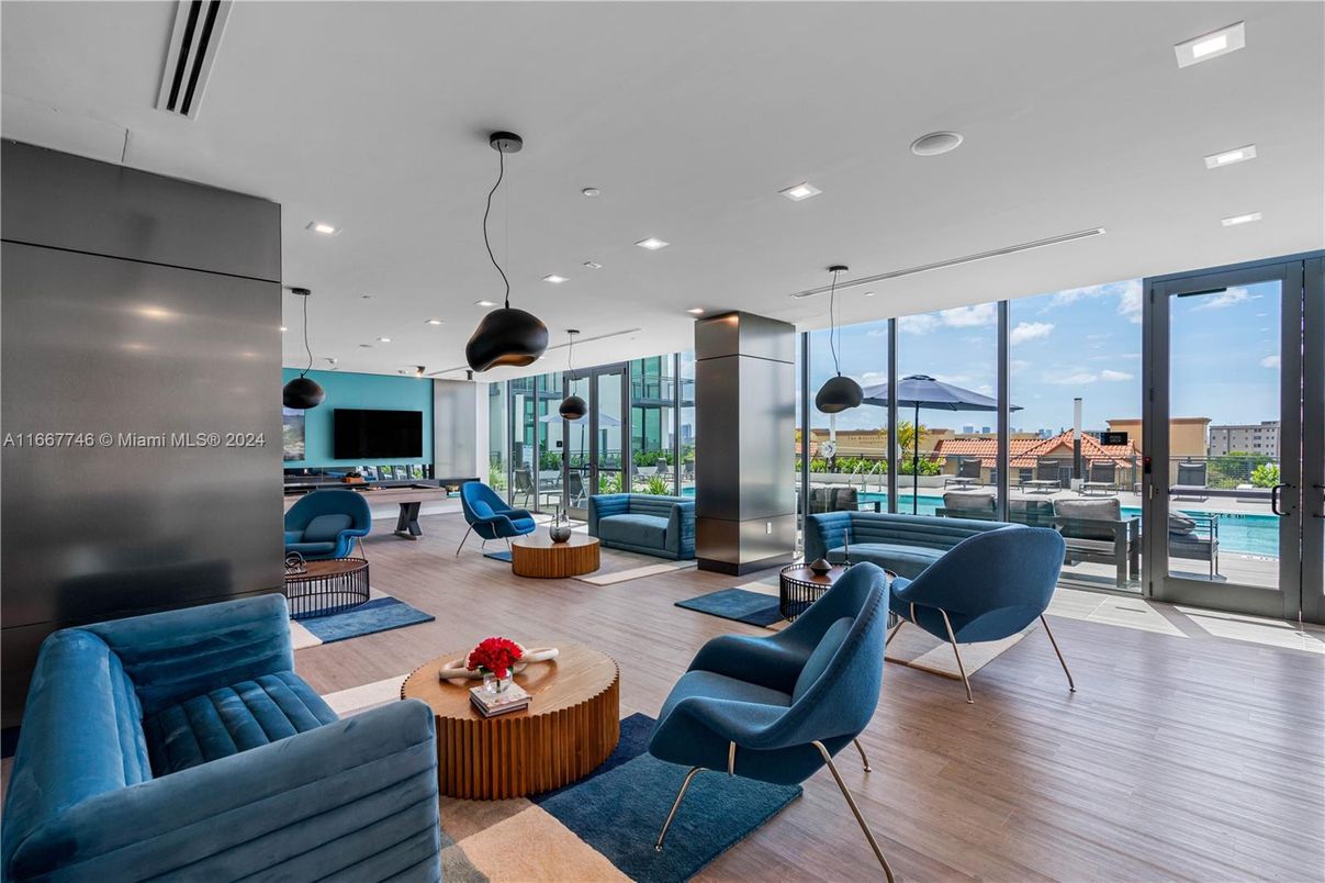 Interior, Living room, Pendant Lights, Recessed Lighting, Water, Wood Texture Flooring