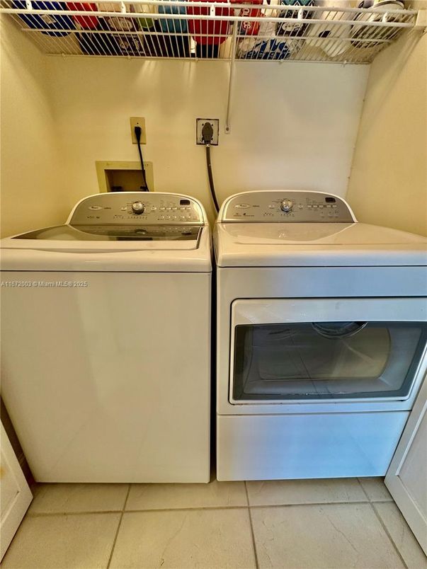 Interior, Utility Closets, Washer