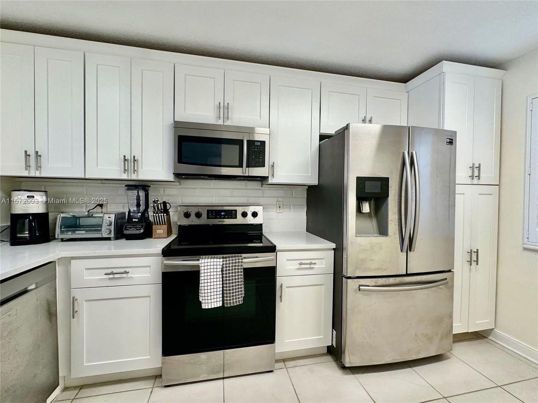 Interior, Kitchen, Stainless Steel Appliances